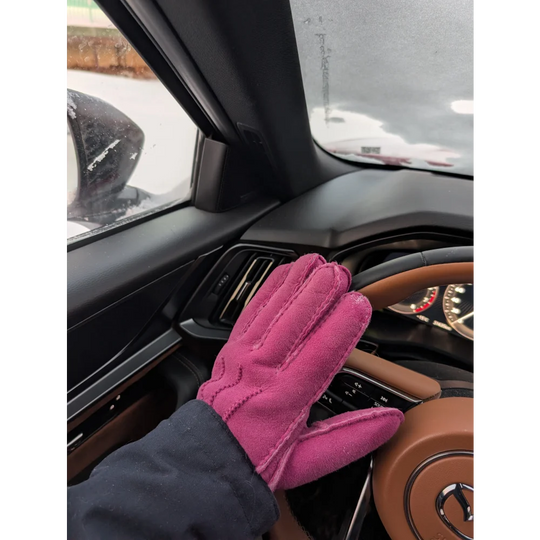 Pink Sheepskin Gloves❤️