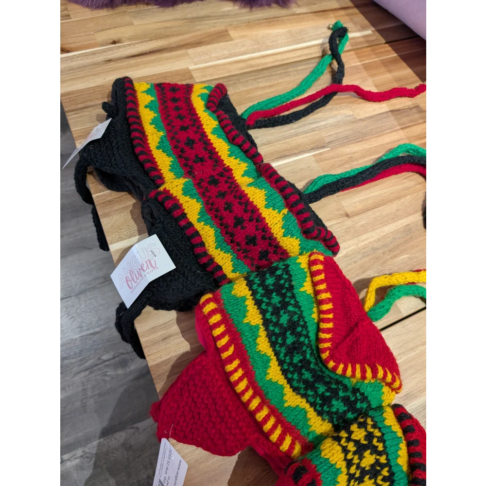 Rasta wool hats vest in bright colors with black accents