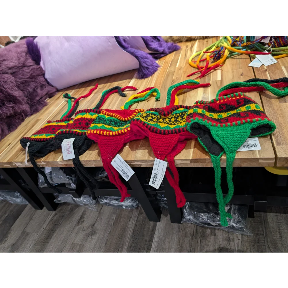 Rasta knitted dog harnesses with wool hats patterns