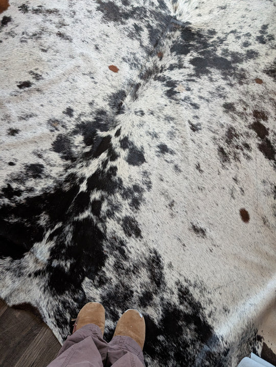 Salty#9❤️ 100" x 90" Extra Large Cowhide Rug