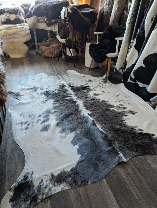 Salty#4❤️ 90" x 79" Extra Large Cowhide Rug