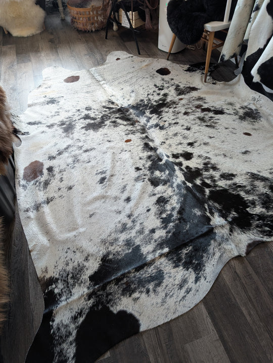 Salty#9❤️ 100" x 90" Extra Large Cowhide Rug