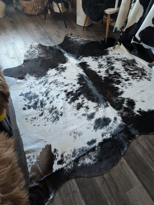 Salty#5❤️ 91" x 80" Extra Large Cowhide Rug