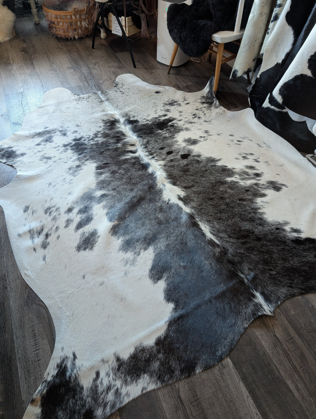 Salty#4❤️ 90" x 79" Extra Large Cowhide Rug