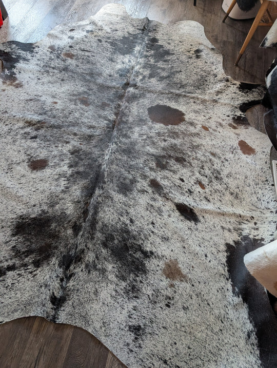 Salty#6❤️ 98" x 80" Extra Large Cowhide Rug
