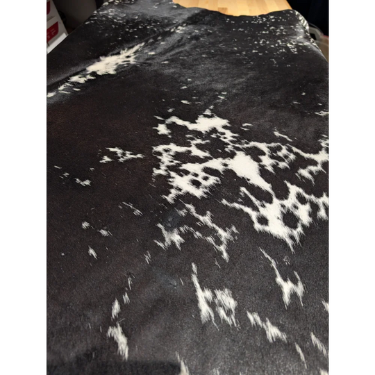 Extra large cowhide rug SaltPepBLK #530 with black white spots leather texture
