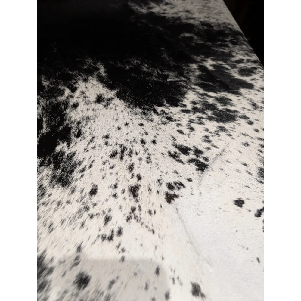 Extra large cowhide rug with black and white spots, soft underfoot