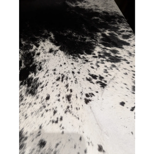 Extra large cowhide rug with black and white spots, soft underfoot