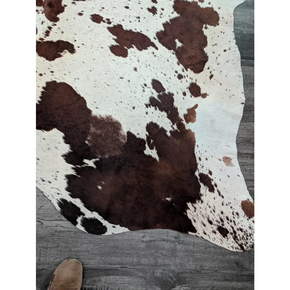Saltpepbrn extra large cowhide rug 93 x 82 inches with beautiful brown white natural irregular patches perfect large cowhide