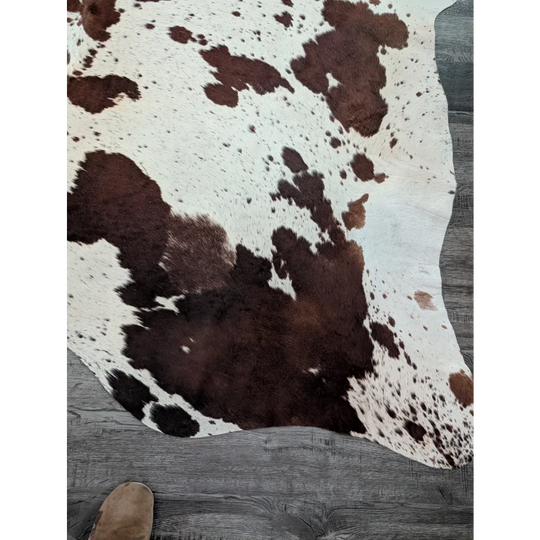 Saltpepbrn extra large cowhide rug 93 x 82 inches with beautiful brown white natural irregular patches perfect large cowhide