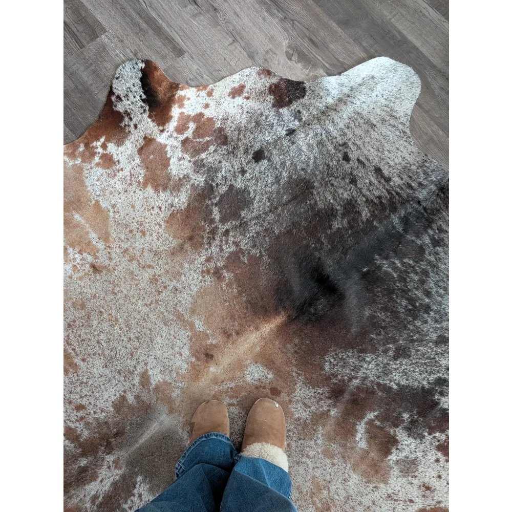 Large cowhide rug saltpepbrn203 with brown and white natural fur texture extra large cowhide for beautiful rugs