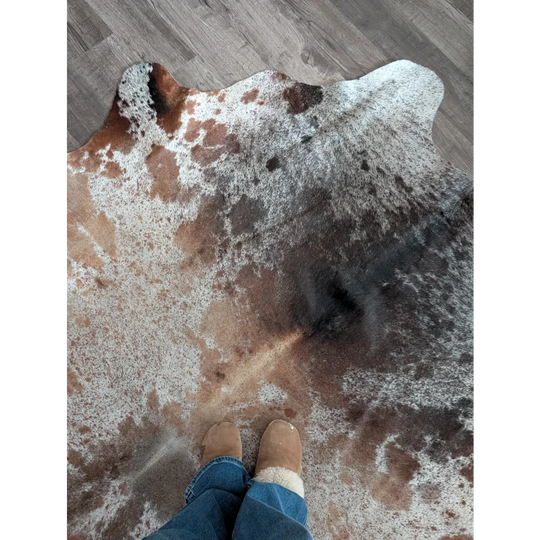 Large cowhide rug saltpepbrn203 with brown and white natural fur texture extra large cowhide for beautiful rugs