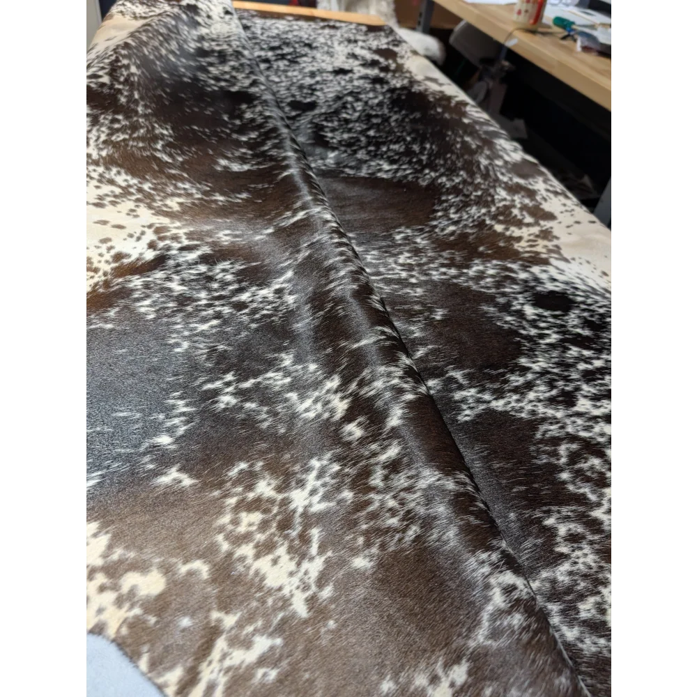 Extra large cowhide rug with black and white spots, soft underfoot