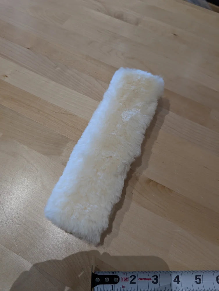 6-inch white textured sponge sheepskin noseband cover