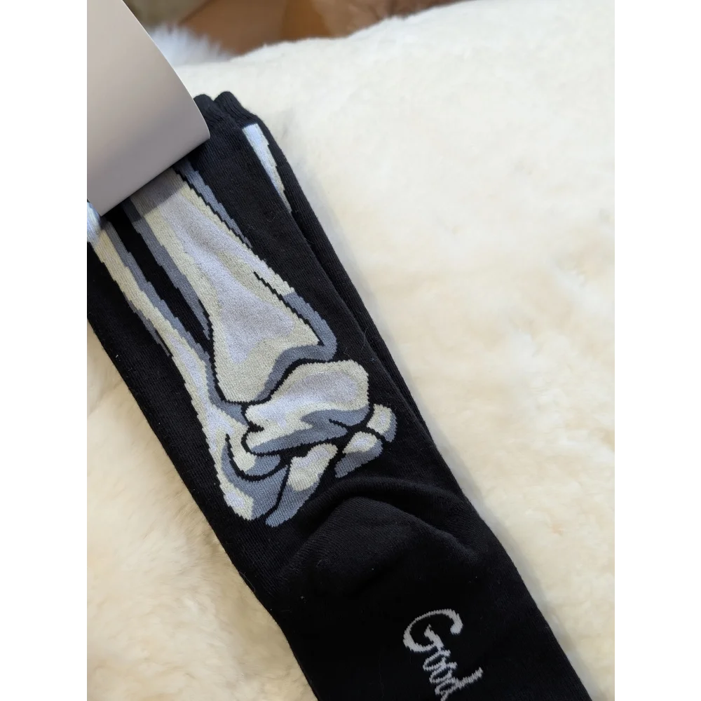 Black and white skeleton good luck socks with good embroidered toe