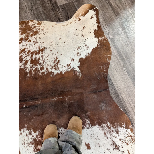 T24 77 x 61 gorgeous cowhide large cowhide rug with natural brown and white angus oliver patterns