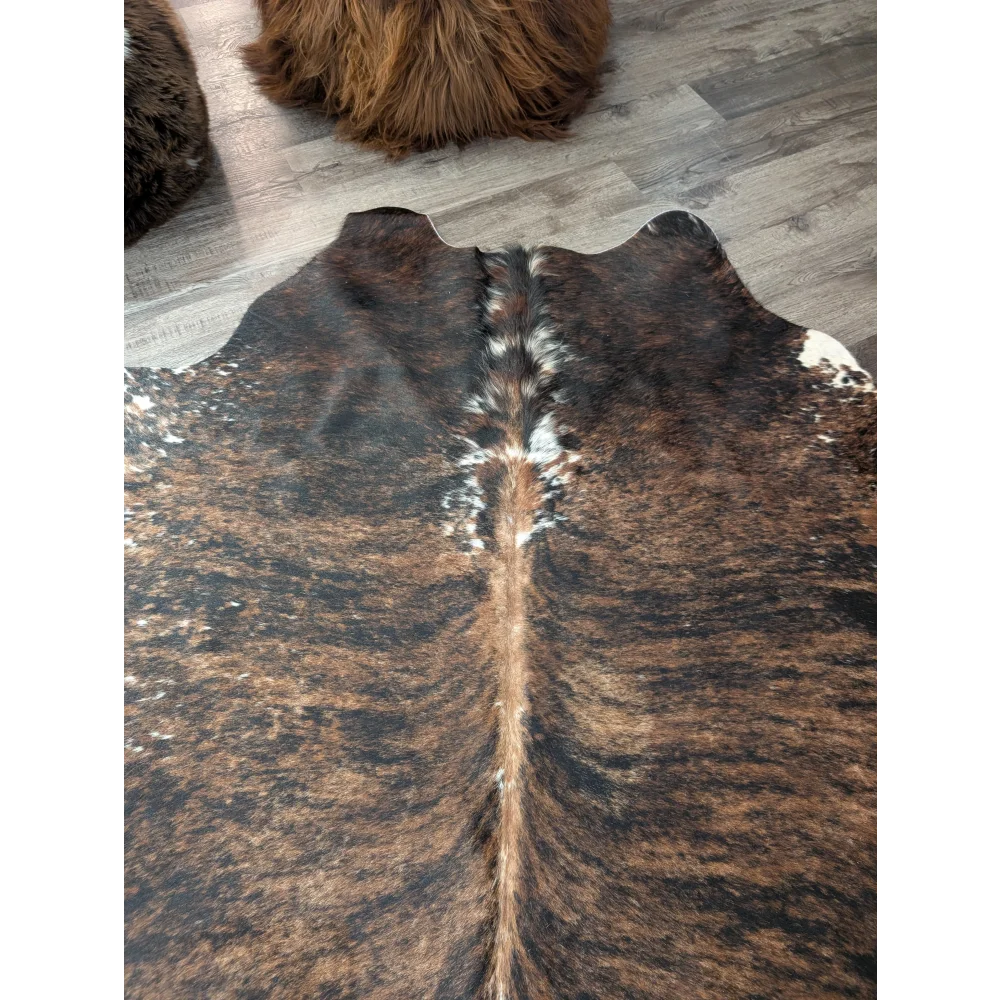 Brown and white large cowhide rug with natural fur texture angus oliver t32 78 x 59 gorgeous cowhide