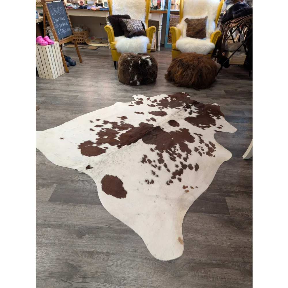 T43 80 x 69 gorgeous large cowhide rug with brown and white angus oliver pattern on creamy off-white base