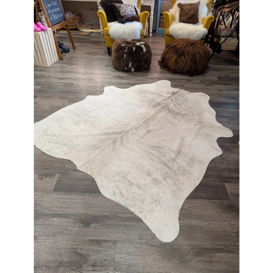 Large white and gray angus oliver cowhide rug t44 with soft textured surface perfect for cozy spaces