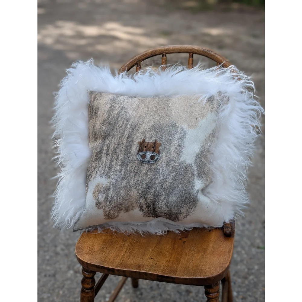 The moo cushion 