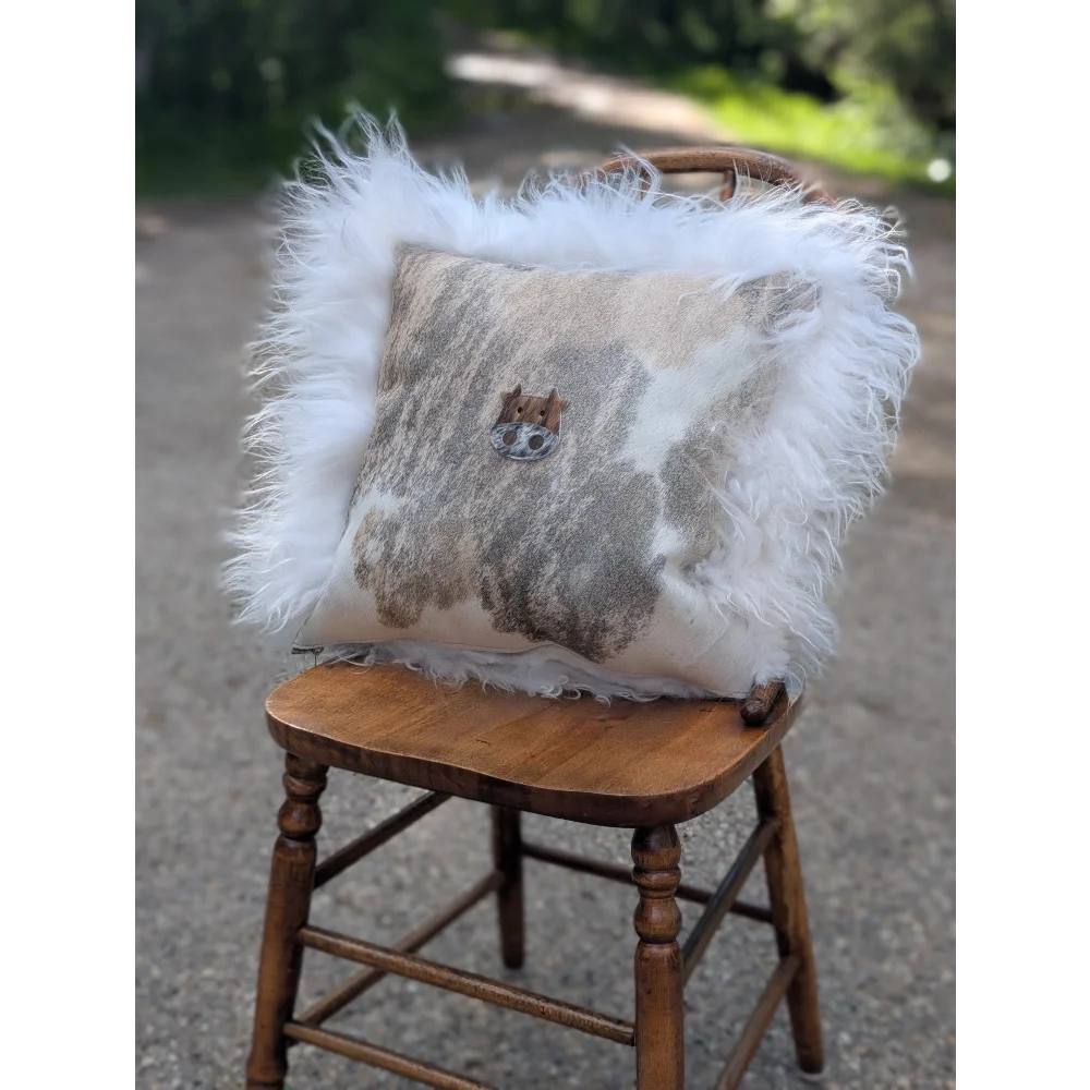 The moo cushion 