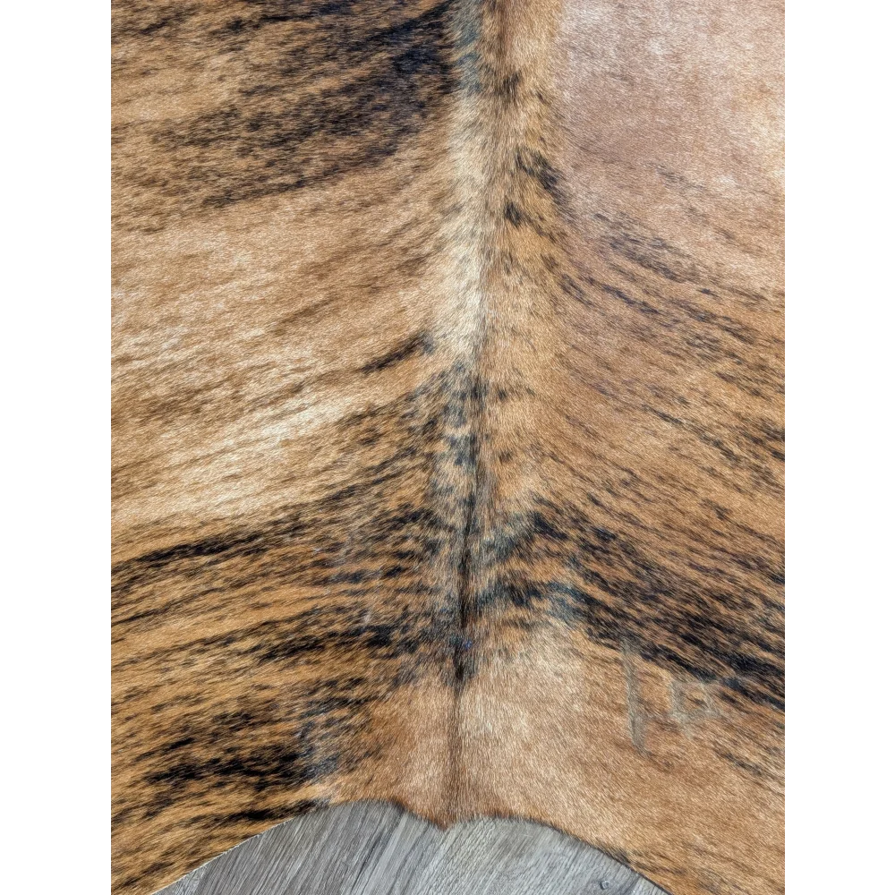Extra large cowhide rug tri603 tan and black with natural textured fur surface perfect for beautiful rugs