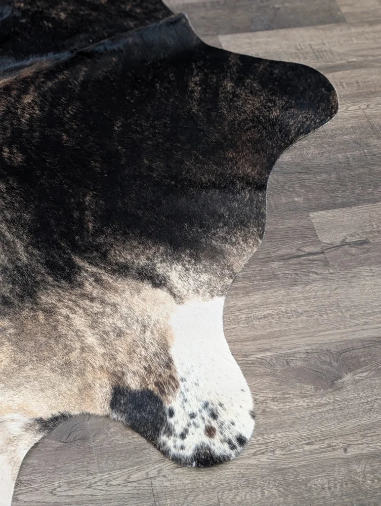 Black and white extra large cowhide rug tri605 with natural fur texture perfect for beautiful rugs and large cowhide decor