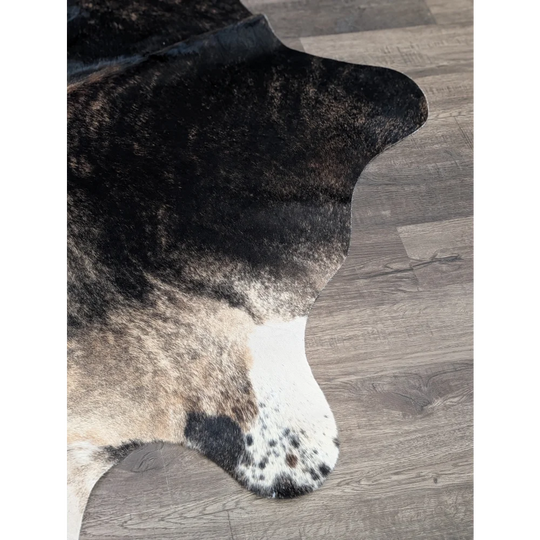 Black and white extra large cowhide rug tri605 with natural fur texture perfect for beautiful rugs and large cowhide decor