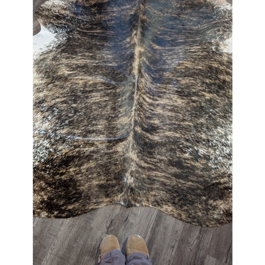 Extra large cowhide rug tri607 with a beautiful mottled pattern in dark brown black and tan perfect for large cowhide lovers