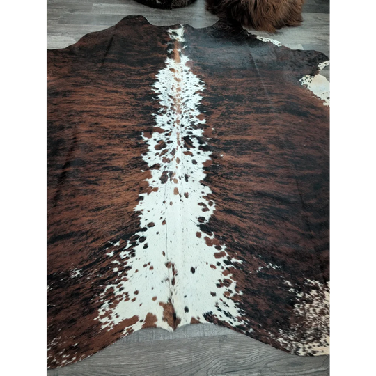 Brown and white tricolour34 extra large cowhide rug with natural fur texture perfect for beautiful rugs and large cowhide decor