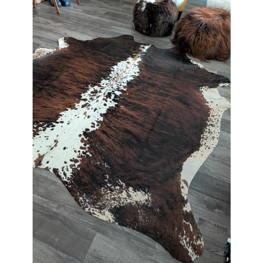 Tricolour34 extra large cowhide rug in brown and white with natural fur texture perfect for beautiful rugs and large cowhide decor