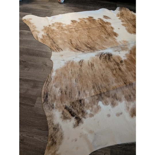 Extra large cowhide rug tricolour