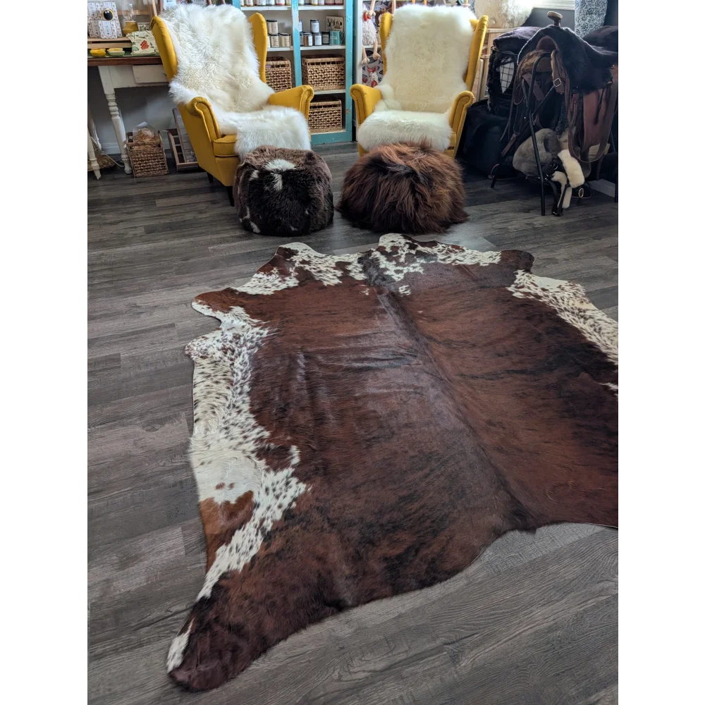 Large cowhide rug tricolour6 extra large brown and white cowhide with natural irregular patterns beautiful rugs