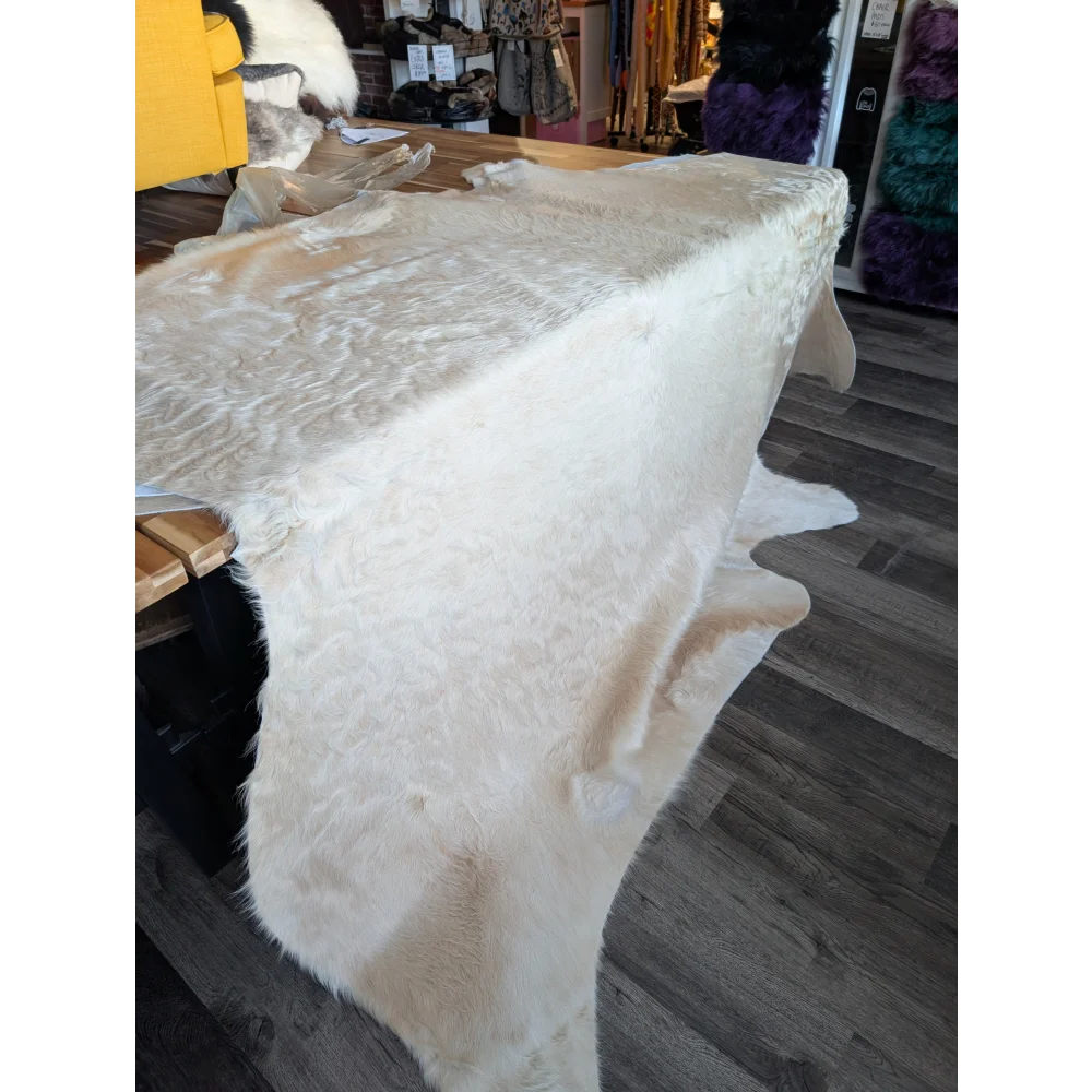 Very special White Ivory Cowhide #86 rug, soft underfoot cowhide with unmistakable aura