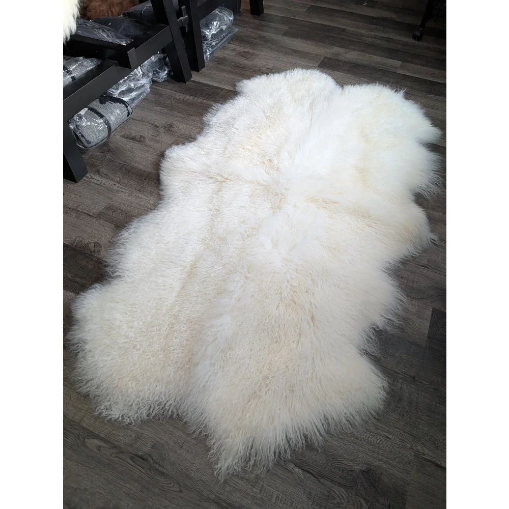 Gorgeous natural white Mongolian sheepskin rug, fluffy and irregular