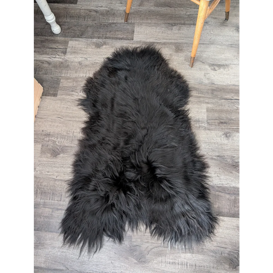 Wholesale Natural Black Icelandic Sheepskins x2